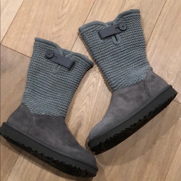 ugg shaina grey